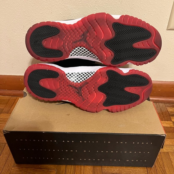 Air Jordon 11 Retro - Picture 5 of 11